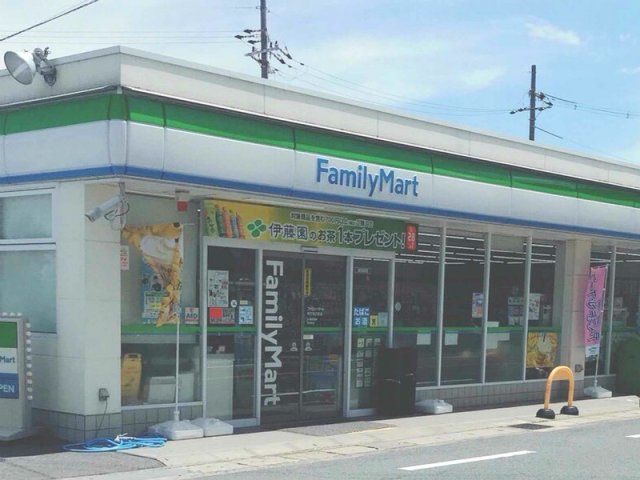 近くに施設あり