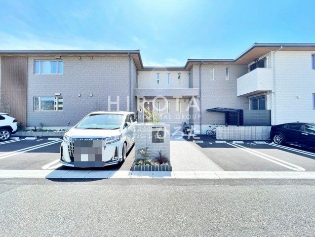 メゾンルボア大里の外観画像