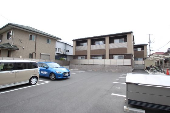 フルーリー中撫川B棟の外観画像