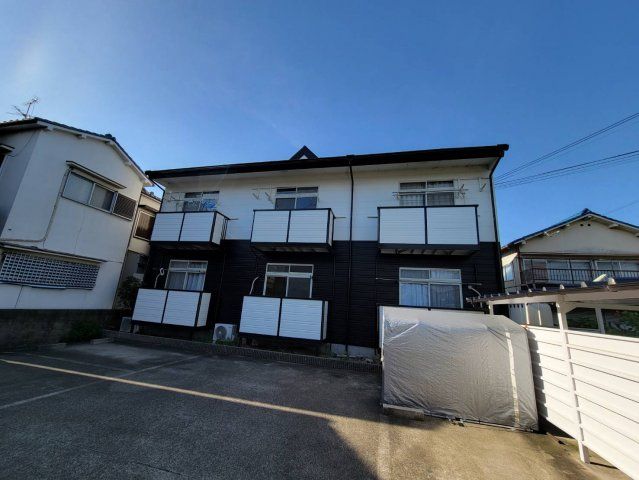 南山ハイツの外観画像