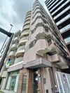 ドルフ板橋の外観