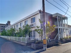 レオパレスプトゥラの外観画像