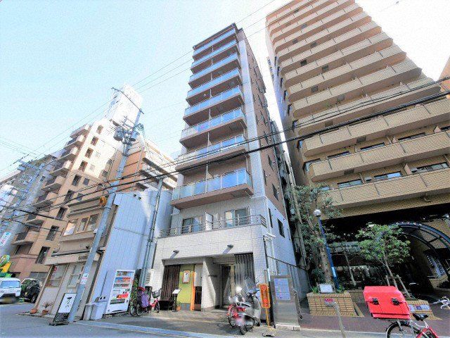 アドーラブル船場の外観画像