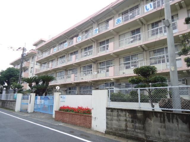 折尾中央団地郵便局(1230m)