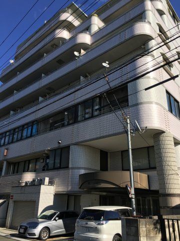 マルメゾンの外観画像