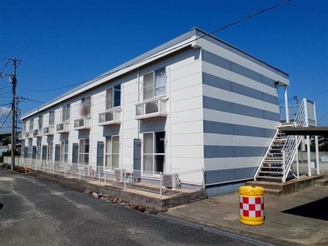 レオパレスホワイトグレーの外観画像