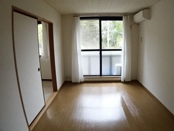 ベッドルーム