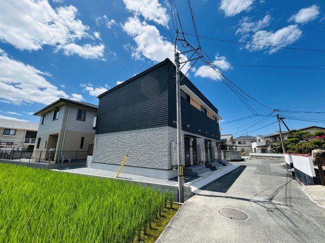 近くに施設あり