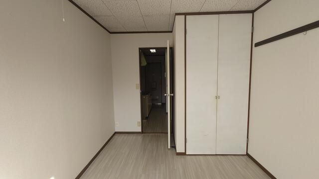 ベッドルーム