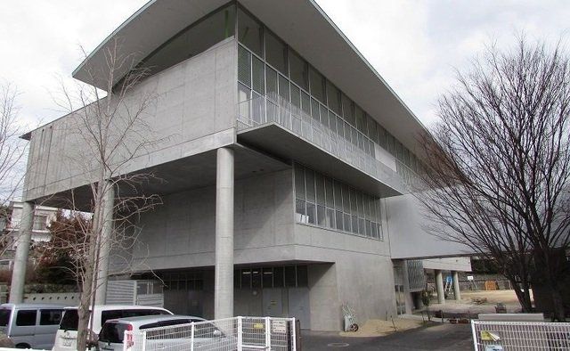 川尻小学校まで700m