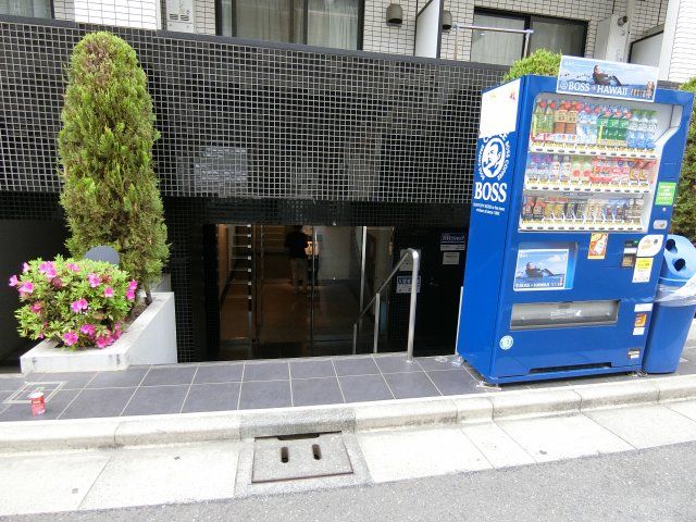 近くに施設あり