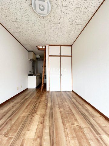 エフコープ生活協同組合/折尾店 (230m)