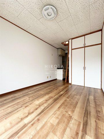 セブンイレブン八幡楠木店(410m)