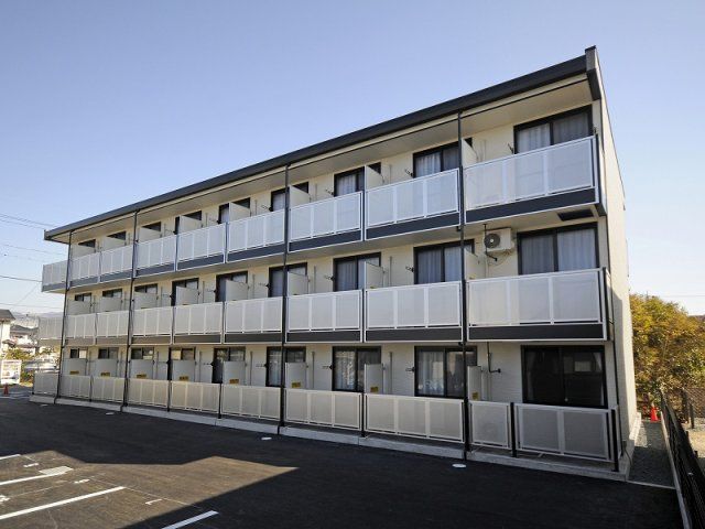 レオパレスA＆K 津山の外観画像