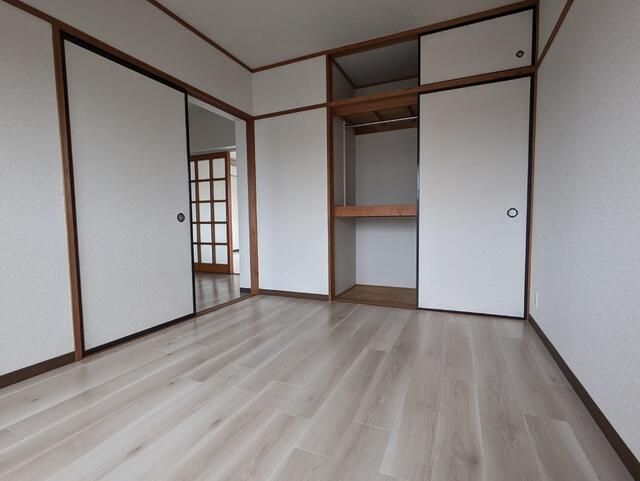 ベッドルーム