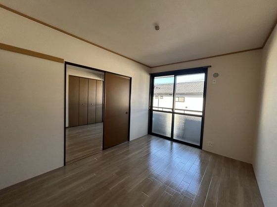 ベッドルーム