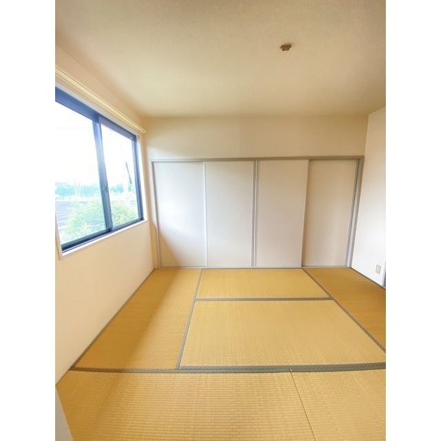 ベッドルーム