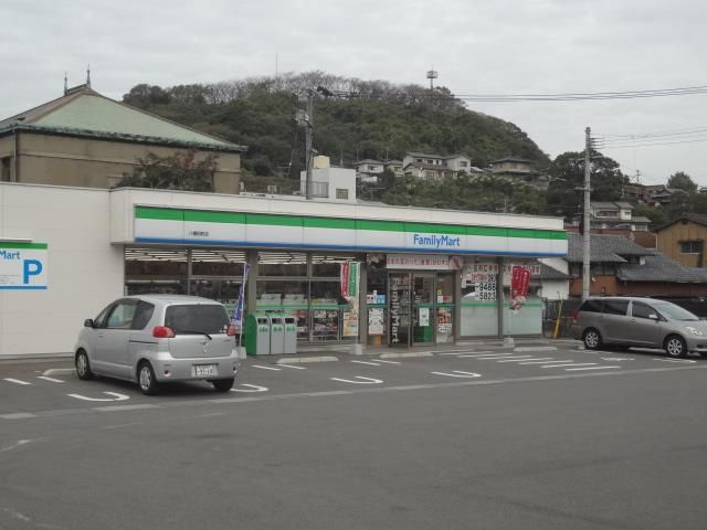 ファミリーマート/八幡田町店 (140m)