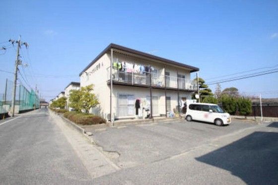コーポラス芳泉 A棟の外観画像