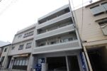 Lutella鶴見の外観