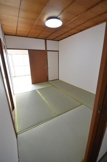 ベッドルーム