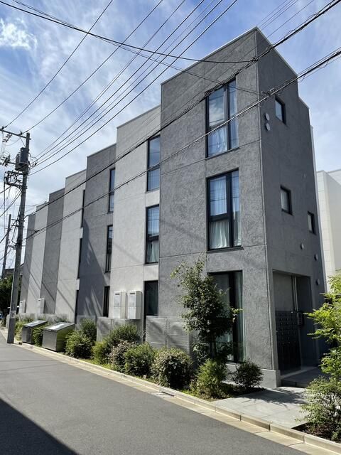 アリュイッテ青井の外観画像