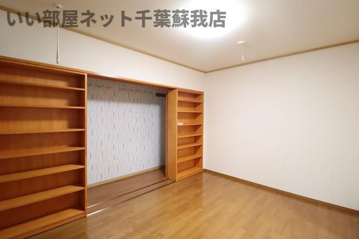 ベッドルーム