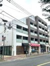 トラッセルズの外観