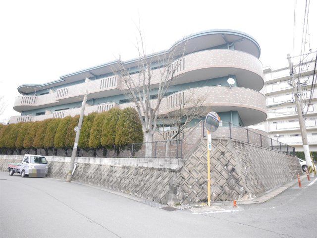 メゾン京良城の外観画像