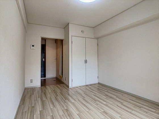 ベッドルーム