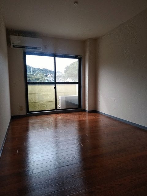 ベッドルーム