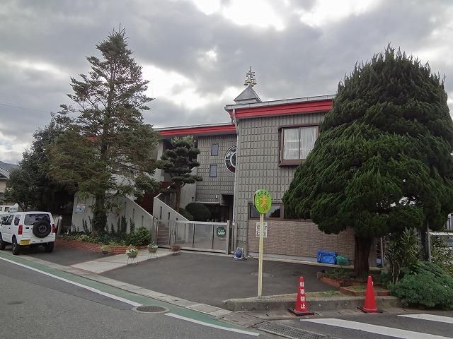 緑ヶ丘幼稚園(474m)