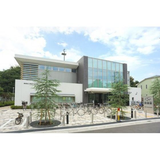 近くに施設あり
