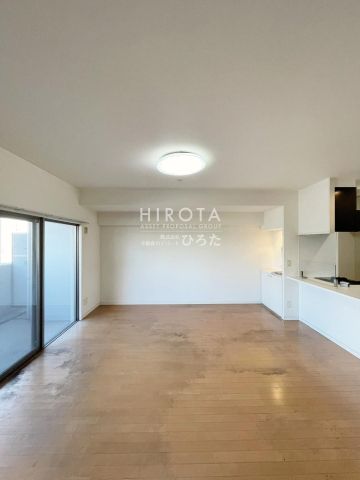西鉄ストア/スピナマート大手町店 (350m)