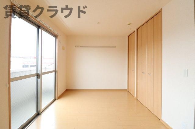 ベッドルーム