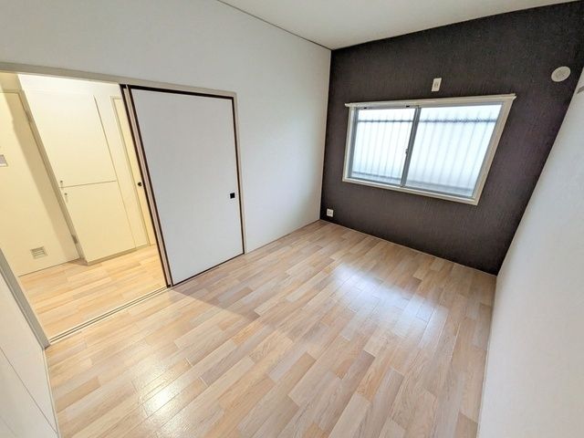 ベッドルーム