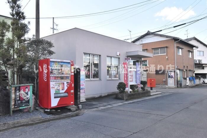 近くに施設あり