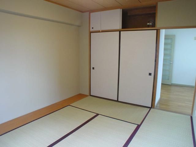 ベッドルーム