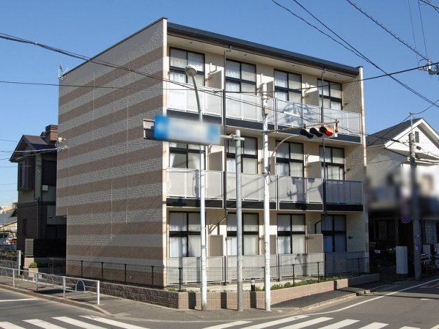 レオパレスエスタⅡの外観画像