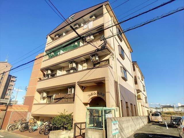 フォルム九大前の外観画像
