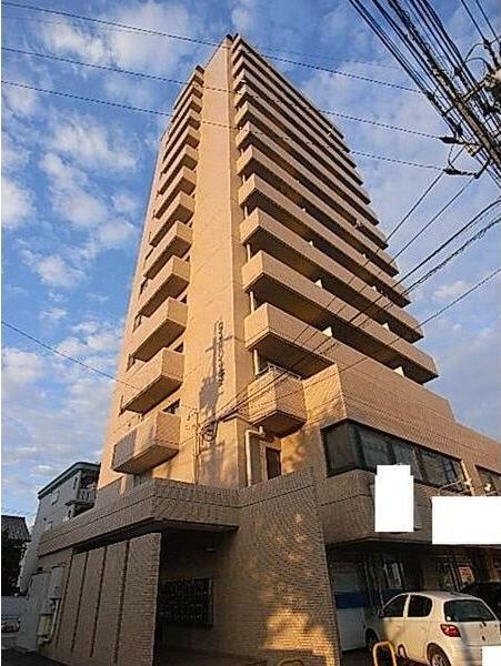 ロイヤルハイツ平針の外観画像