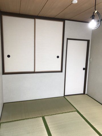 ベッドルーム