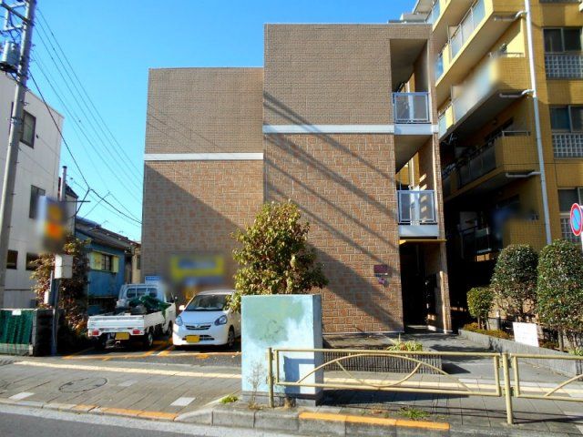 レオパレス仲宿の外観画像