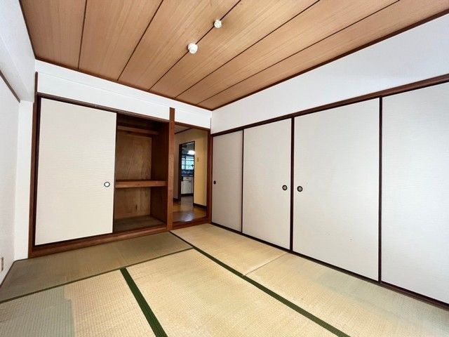 ベッドルーム