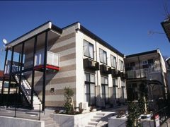 レオパレスヒルズ島台の外観画像