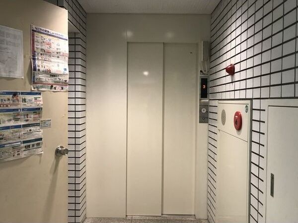 ロビー