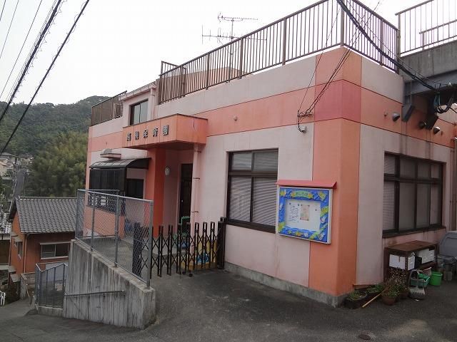 高槻保育園(76m)