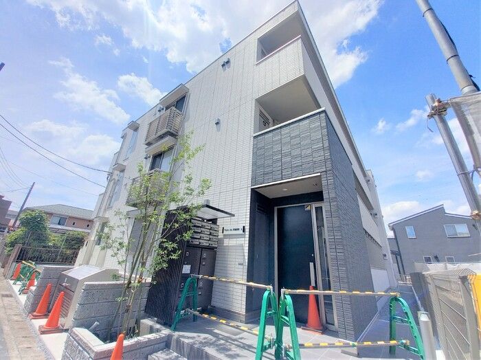 Noble villa草加西町Aの外観画像