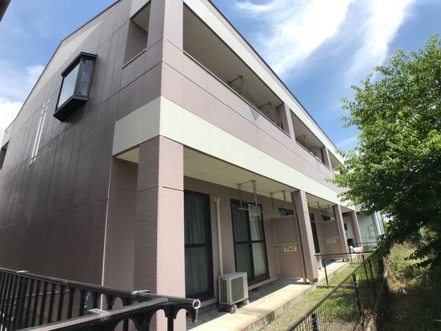 スプリーム ヒロミの外観画像