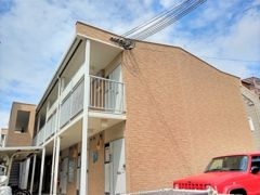 レオパレスメゾン マドレーヌの外観画像